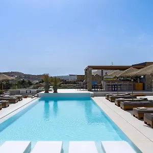 Ionic 4* Super Paradise Beach (Mykonos)
